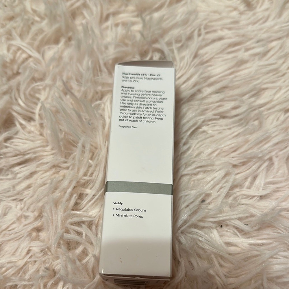 The Ordinary Niacinamide Serum - Picture 3 of 5